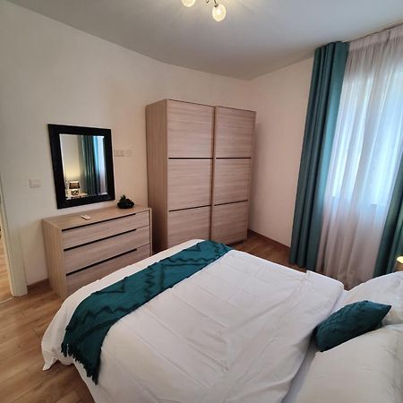 Central Modern Sliema 2 Bedroom Apartment Экстерьер фото