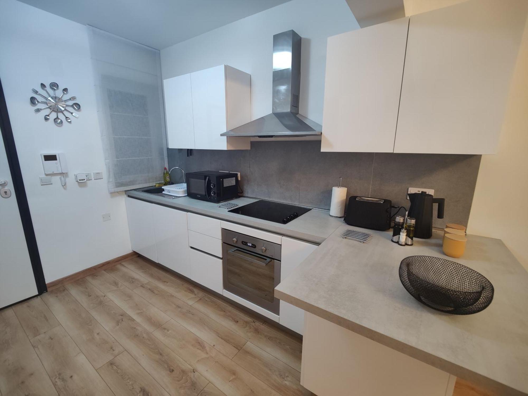Central Modern Sliema 2 Bedroom Apartment Экстерьер фото