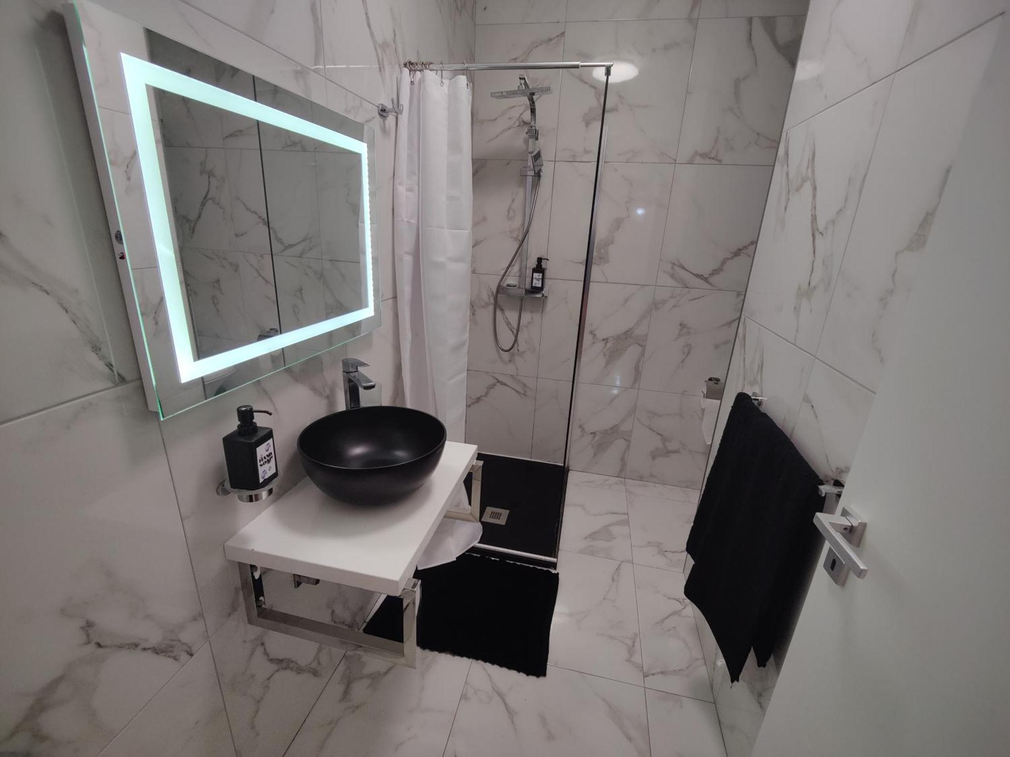 Central Modern Sliema 2 Bedroom Apartment Экстерьер фото